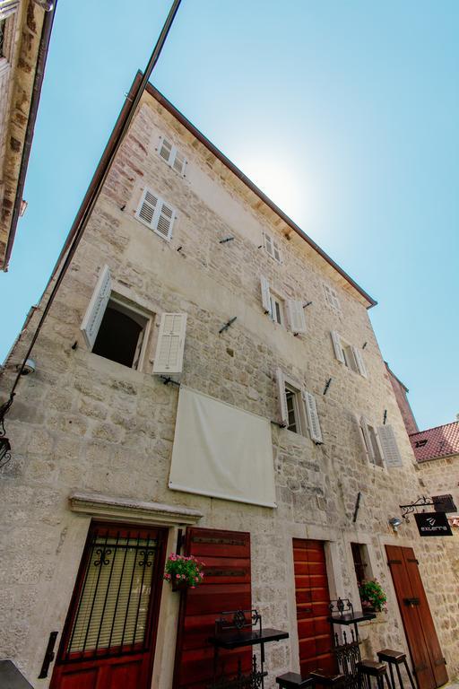 Old Town Museum Square Apartment Kotor Dış mekan fotoğraf