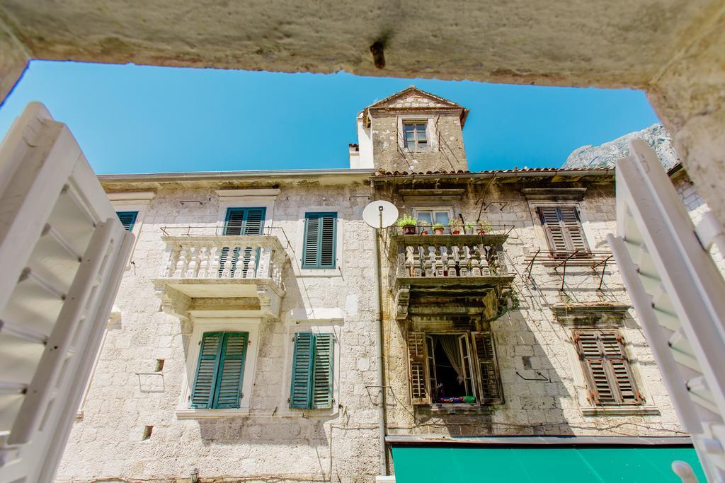Old Town Museum Square Apartment Kotor Dış mekan fotoğraf